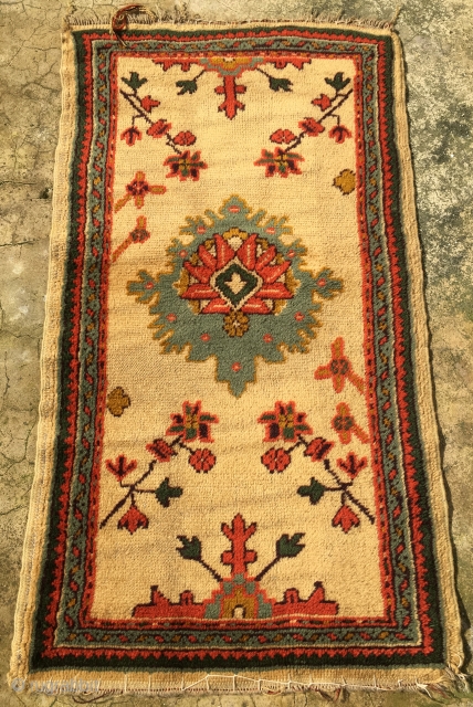 Anatolian Oushak Rug Size 135 x 75 cm                         