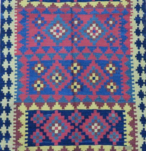 Persian Veramin Kilim Size 120x400 cm /4'1''x13'1''                          