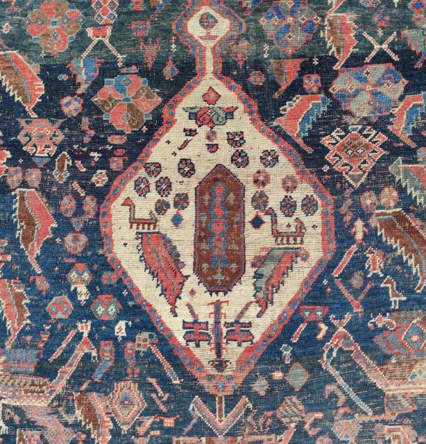 Khamseh Carpet 

Size : 180x275 cm
                           