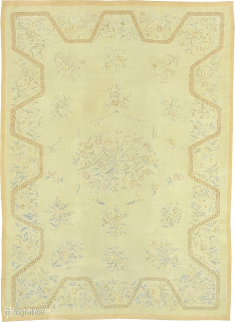Antique French Aubusson Rug
France ca.1900
13'5" x 9'8" (409 x 295 cm)
FJ Hakimian Reference #02754
                   