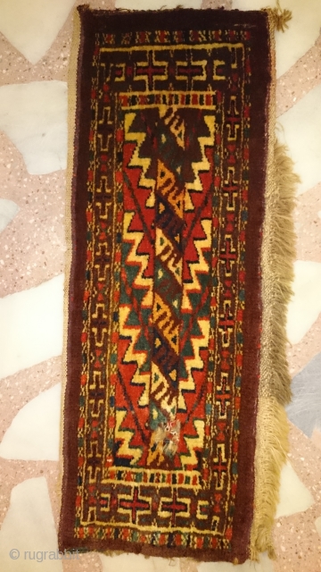 Turkmen Okluk/Quiver.
Size: 22x56cm. There is a small repair in the lower part. Please see the pictures! Other than that it has no other issues, in a good condition. 
    