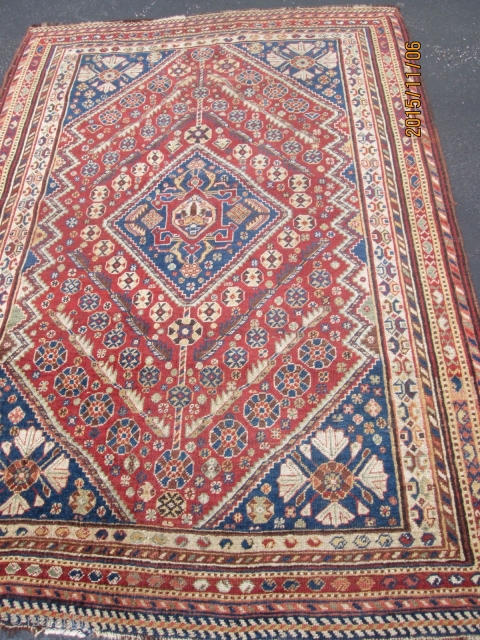 Antique Persian Qashgai Rug.

size3'9''x5'6''. condition great.no repair.                          