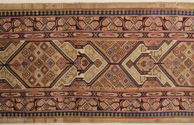 Really Good Condition Lovely Persian Sarap Runner.Really good one in this group.Untouched one size 103 x 490 Cm If you need any more detail images or more information about the piece please  ...