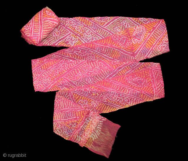 Turban(Pagh) Tie and Dye,Worn During the Monsoon Fine Cotton Mull-Mull.C.1900.Royals Family Rajasthan India.Length 15 to 18 miter.(DSE04200).                