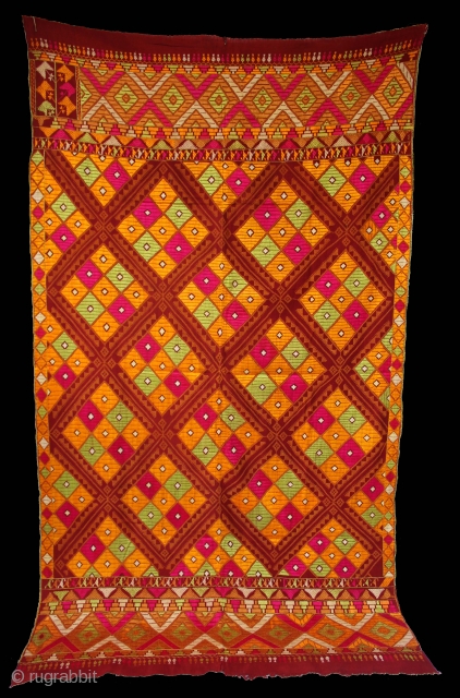 Vintage Phulkari From East (India) Punjab India Called As Suraj Mukhi Bagh. One of the rare design in Indian Phulkari.(DSE01180).             