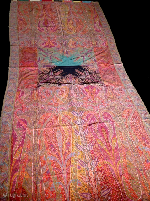 Rare Shikh Period Long shawl with a unique center which is not very easy to find,C.1850, From Kashmir, India.Its size is 135cm X 330cm. Mint condition.(DSL02410).       