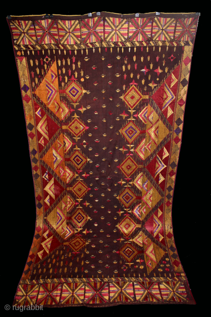 Sarpallu Phulkari From East(Punjab)India called As Sarpallu(Patang Design).Proper Kapurthala of Punjab India.Circa 1900. Floss Silk on Hand Spun Cotton khaddar Cloth.
Its size is 130cm X 204cm.(DSC06050).Please email me at indianarts1369@gmail.com   