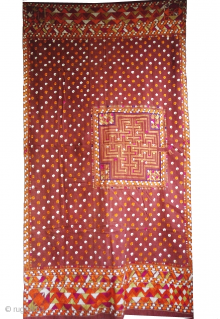 Phulkari from east(India) Punjab, India.
known as Mughal Buti Bolbulaiya Phulkari. It is the most rare phulkari found in India. Perfect in condition           