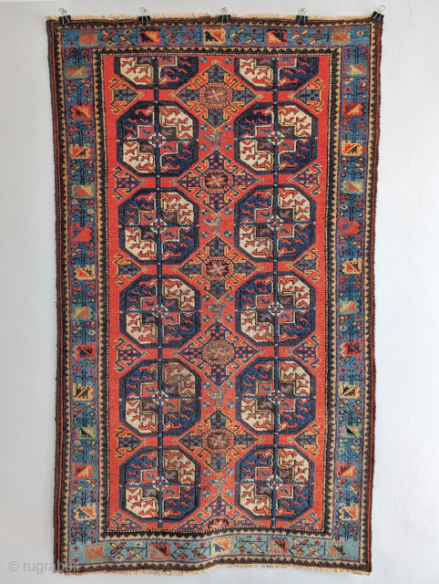 Colorful Quchan Kurd rug. Note the birds in-between the secondaries and the border. 3'2" x 5'4". Available.

Contact me at steven.malloch@gmail.com or gerrerugs@gmail.com           