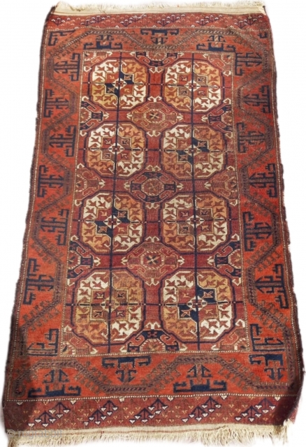 Antique Mahdad Khani Baluch with complete ends and good pile. Well drawn with unusual Tekke style elems. 90 x 150cm or 3'0" x 5'0".         