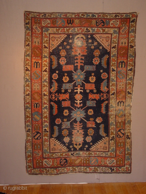 oldest karabagh caucasian, I have seen, wonderful drawing, great natural colors, it has wear as is clear, no repairs!
maybe 1860 or so

136x202cm

4.5x6.7ft
           