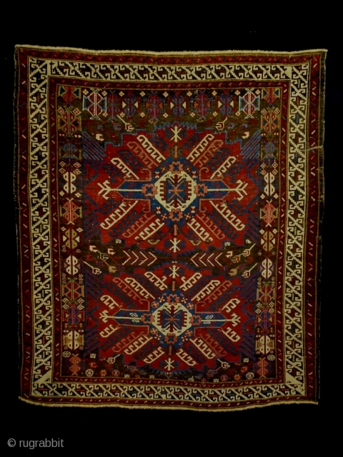 Village zavia
Size: 134x154cm (4.5x5.1ft)
Natural colors, made in circa 1910                        