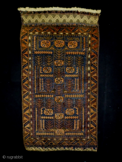 Special Baluch
Size: 50x93cm
Natural colors, madein circa 1910                          