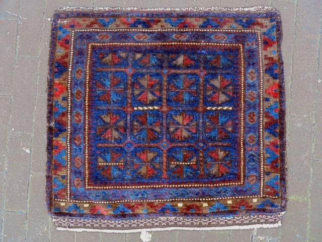 19th Century Baluch Bagface
Size: 62x57cm
Natural colors                           