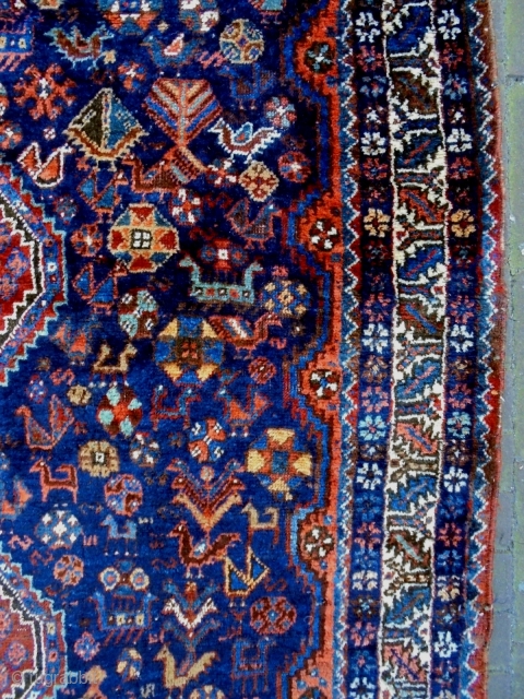 19th Century Fine Qasqhay
Size: 130x164cm
Natural colors                           