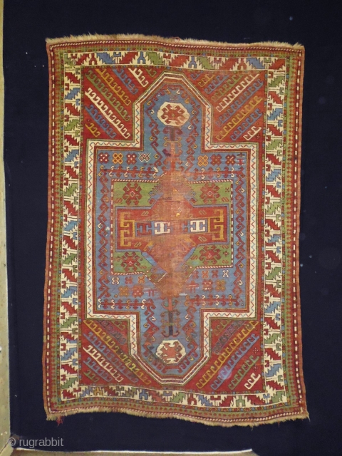 1880 Shewan Kazak
Size: 125x185cm (4.2x6.2ft)
Natural colors                           