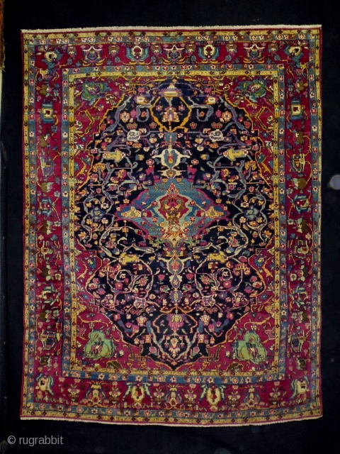 Very Fine Isfahan
Size: 140x183cm (4.7x6.1ft)
Natural colors, super wool quality, made in circa 1910                    