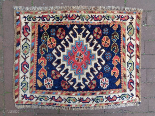 Qasqhay Bagface
Size: 60x47cm (2.0x1.6ft)
Natural colors, made in circa 1910/20                        