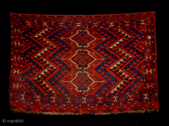 1870/80 Turkoman Coual
Size: 143x95cm (4.8x3.2ft)
Natural colors                           