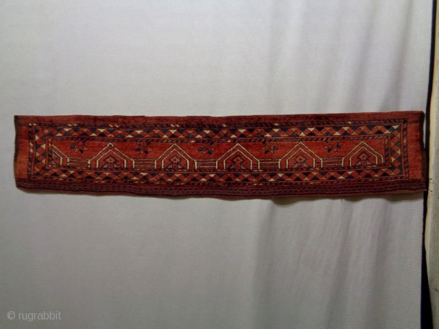 Turkmen Tufeklik
Size: 167x32cm (5.6x1.1ft)
Natural colors, made in circa 1910                        