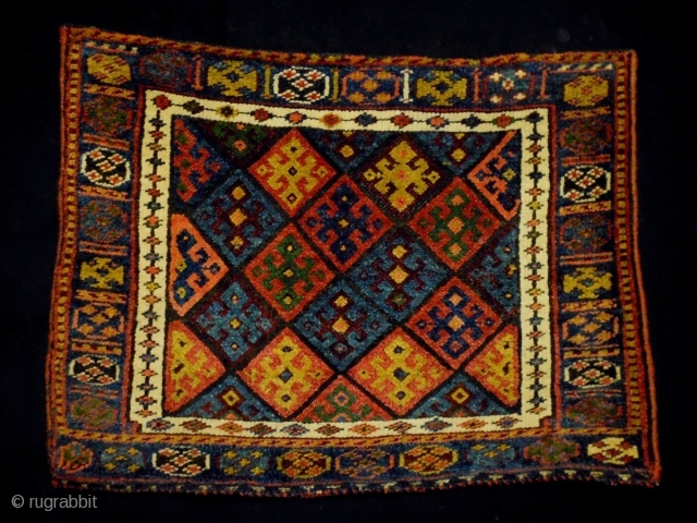 Jaf
Size: 78x58cm(2.6x1.9ft)
Natural colors, full pile, supple, made in circa 1910                       