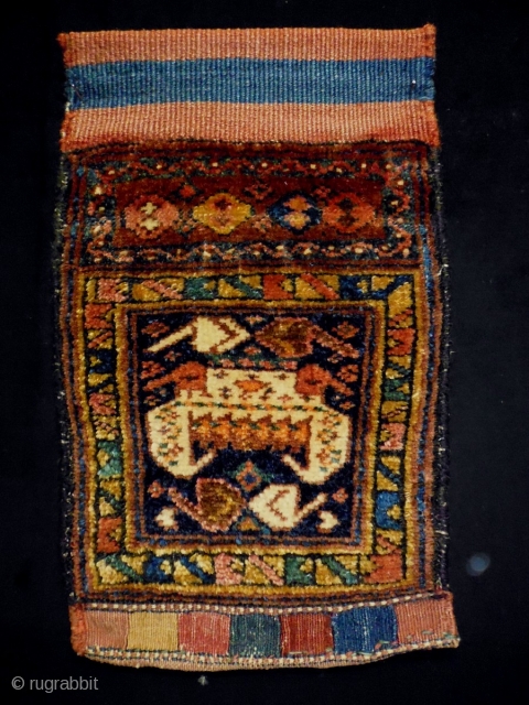 Kurd Bagface
Size: 30x47cm (1.0x1.6ft)
Natural colors (excepet the orange color is not natural), made in circa 1910/20                 