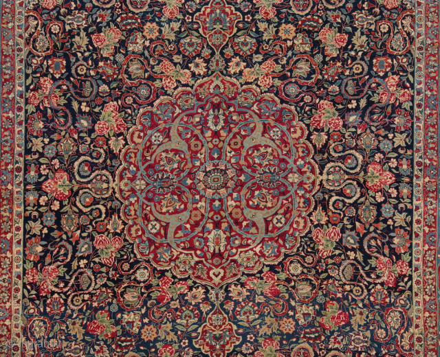 Persian Tehran Carpet circa 1900 size 270x375 cm                         