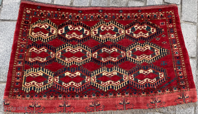 Turkmen Ersari Cuval circa 1870 size 92x148 cm                         