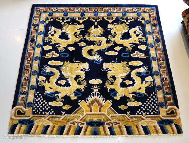 Chinese Dragon Rug 
Circa 1940

167 cm square                          