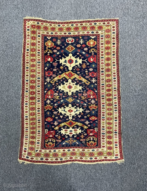 Antique bidjov rug circa 1900 size 170 x 119 cm                       