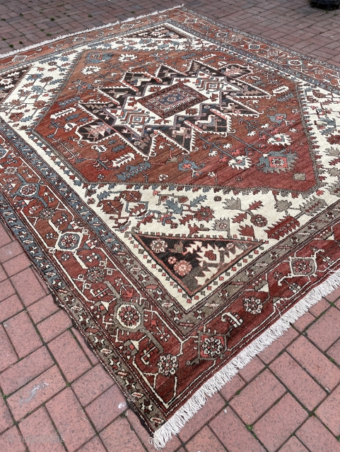 Antique Karadja Heriz circa 1900 around, lost ends on small border, edges are original. General condition is good. Size : 360 x 300 cm ( 9’10 x 11’9). Please don’t hesitate to  ...