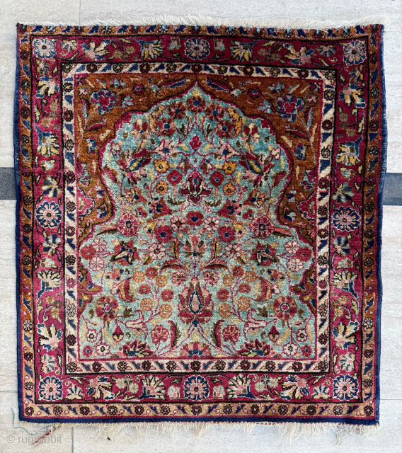 Late of the 19th Century Keshan Silk Prayer Rug. size 55x58 cm. Please send me directly mail.
halilaydinrugs@gmail.com                