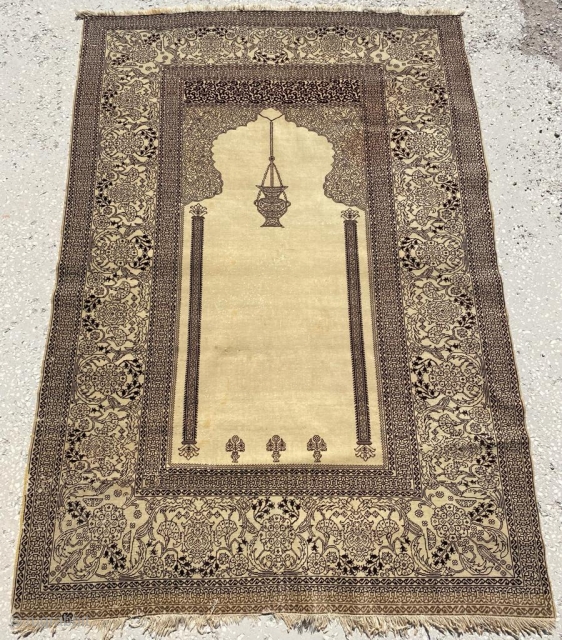 Selendi Prayer Rug Circa 1870 Size:120x180 cm                          