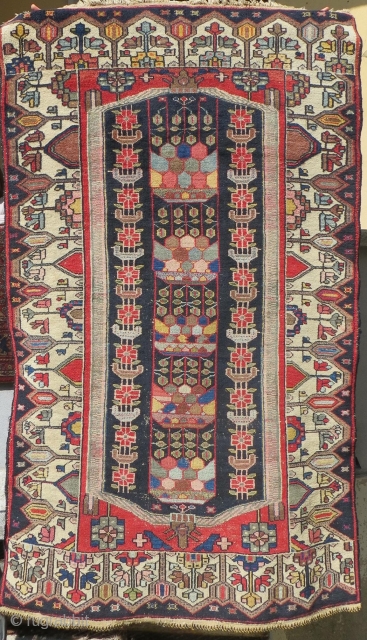 Saveh bird Rug 1900 circa without any repair and all good colors size235x120cm                    