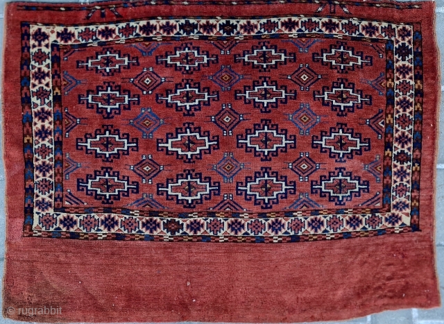 Size : 80 x 107 cm, 
Rare Tekke Turkmen bag .
Please email me directly arisoylarmobilya@gmail.com                  