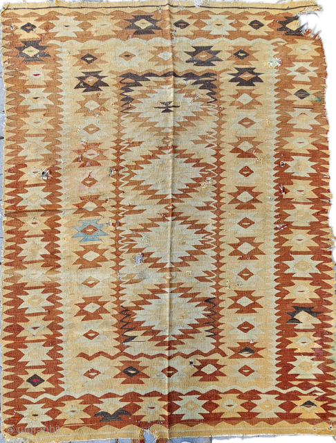 Size ; 143 x 193 cm,
Old Ciprovski. 
Circa 1870s
                        