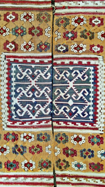 Size : 165 x 350cm,
East anatolia,Reyhanli tribe kilim
Old fragment !                       