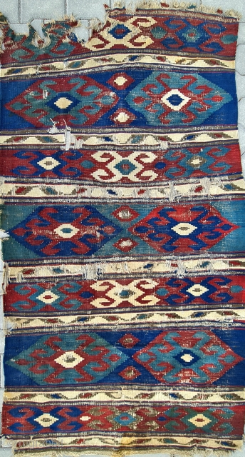 Size;103x223cm,
Old Caucasian.                               