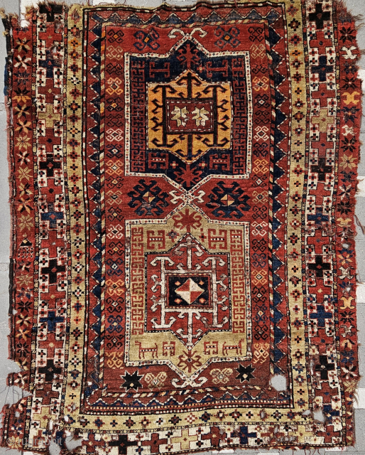 Size; 150 x 205 cm
Old kazakh fragment                          