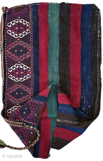 Size ; 75 x 123 cm,
East anatolia, Reyhanli tribe
Dowry bag.
arisoylarmobilya@gmail.com                       