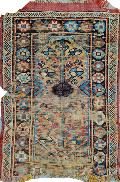 Size:67x103 cm,
Central anatolia,Eskisehir(mihalic).
In the 1800s, Muslim and non-Muslim families in the region were acting jointly. With the disintegration of the Ottoman Empire at the beginning of the 20th century, production stopped and  ...