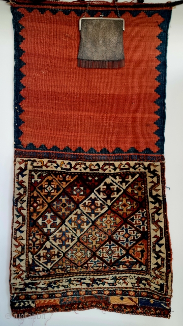 Old Bag.
qasqai 
Approximate size: 40x90cm                            