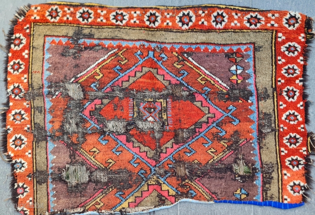 Size : 83 x 120 cm,
Central anatolia, Konya .                        