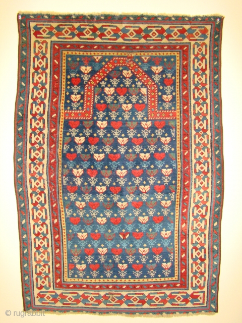 Caucasian Prayer rug. 34"X50" ....87X127 Cm.                           