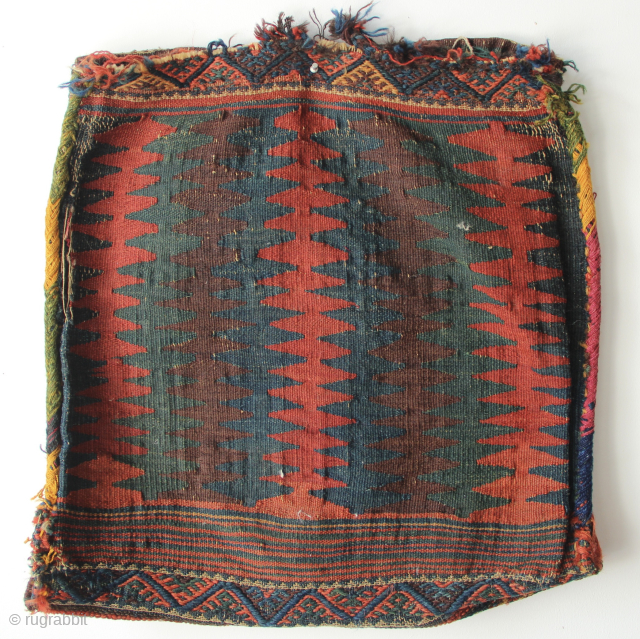 Juicy jaf bag with rare tree design kilim backside. Beautiful natural dyes.                     