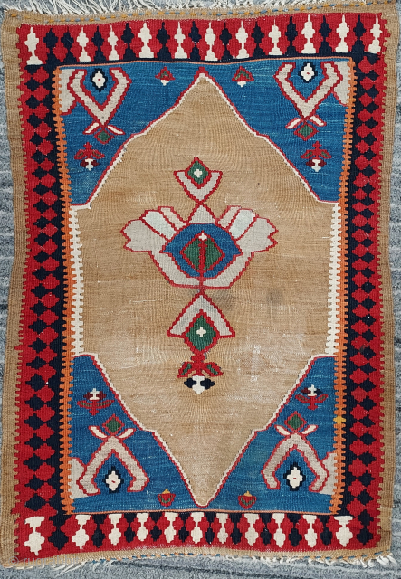 Rare small yastik-size Bijar kilim with camel hair field. Early 20th century. USD 425.- includes shipping.                 