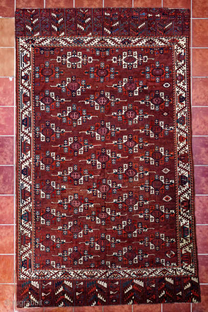 An Early Yomut Kepsi Gul Carpet. 190cm x 330cm                        