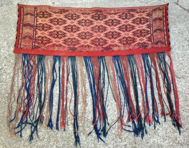 Yomut Torba, 1' 4" x 3' 10", Early 20th Century                       