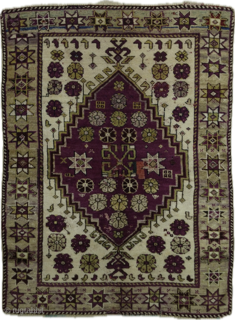 Manastır

Size 108x146 cm

Please send me directly mail. kirmenrugs@gmail.com or +90 543 735 2221                    