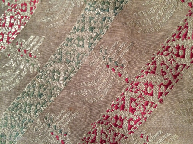 Persian silk brocade. Late 800s.                            